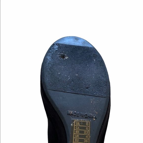 Forever 21 black platform wedges - Picture 5 of 6